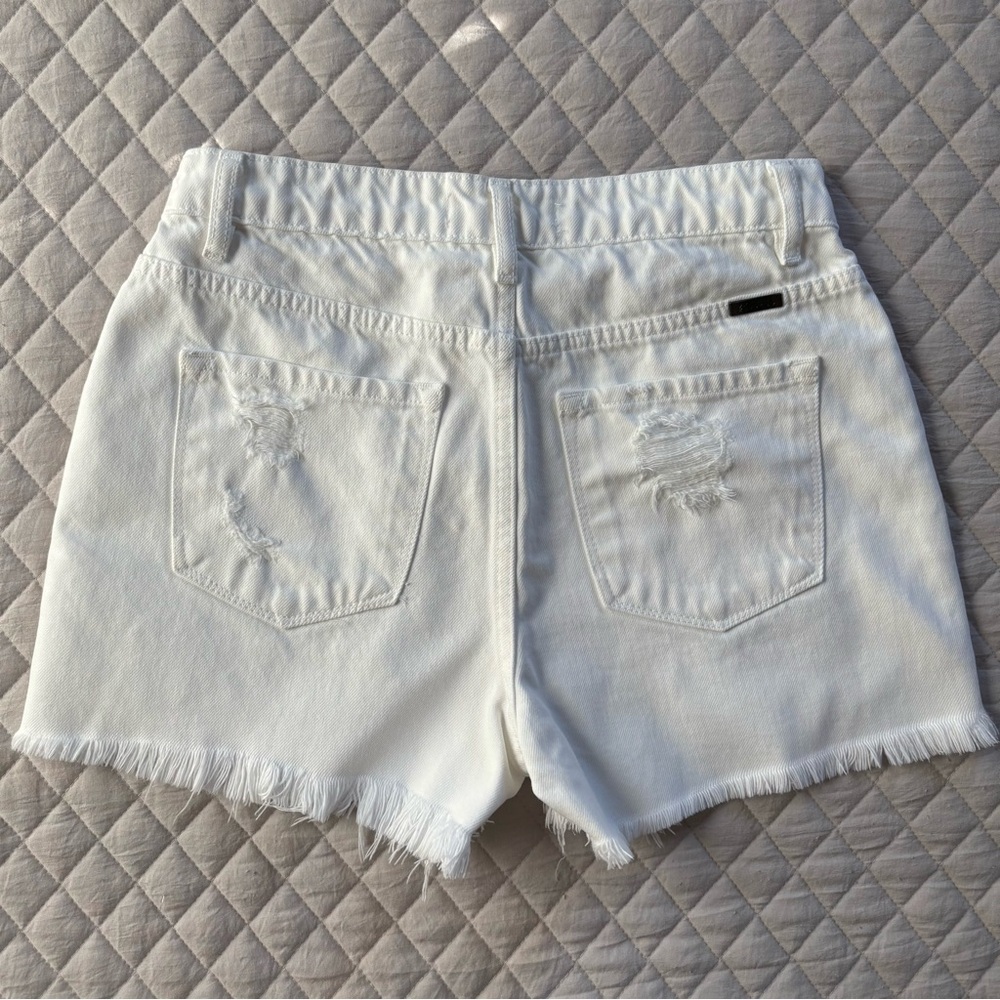 KanCan High Waist White Frayed Denim Shorts - Picture 2 of 5